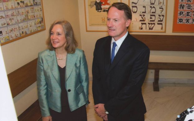 On October 15th, 2010 U.S. Ambassador to Greece Mr. Daniel B. Smith and his wife, visited the Jewish Museum of Greece. 