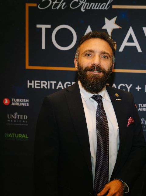 Tuncer employs around 170 people in Türkiye in a total of 9 coffee shops. 