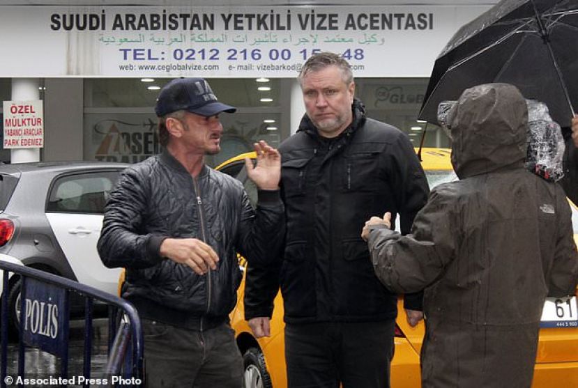 The Oscar-winning actor and filmmaker was seen working with a film crew in the Turkish city on Wednesday 