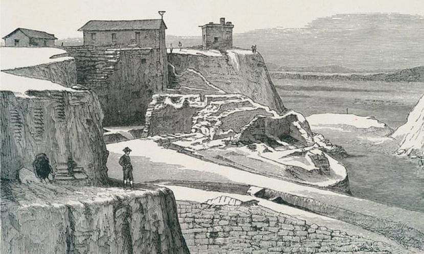 An engraving portraying the Trojan walls during Heinrich Schliemann’s excavations. 